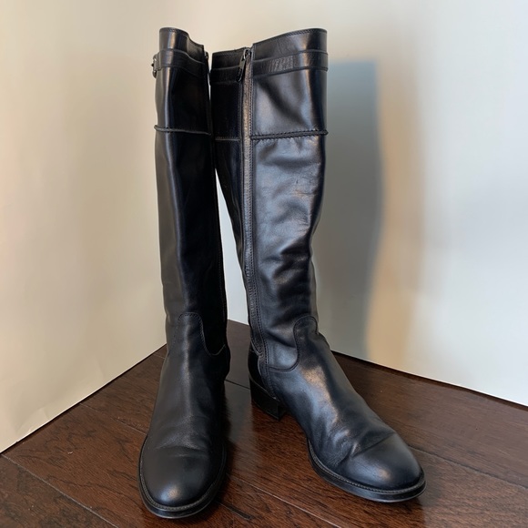 Authentic Tod's Women's Leather Boots